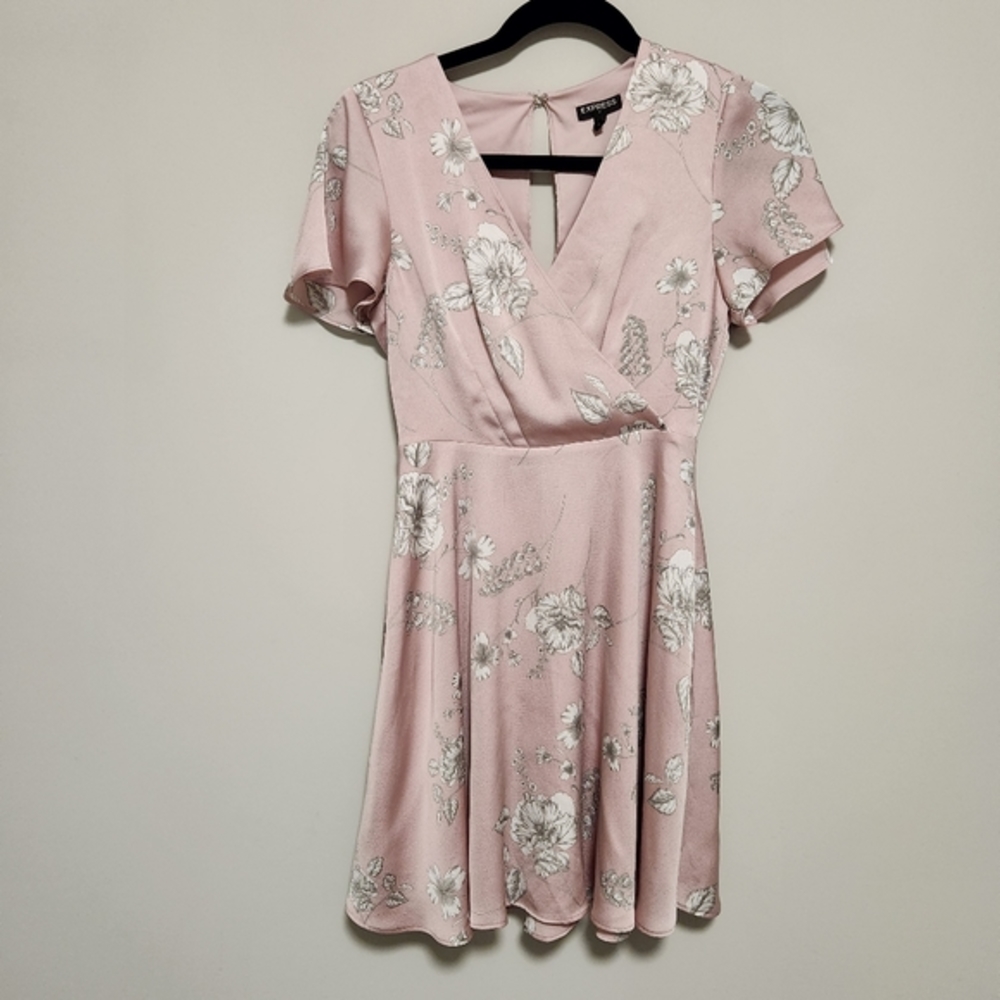 Express Floral Satin Surplice Flutter Sleeve Fit And Flare Dress Size 0